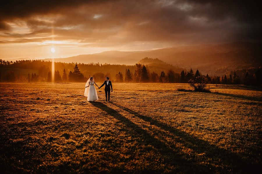 Pulmafotograaf Marcin Walawender (marcinwalawende). Foto tehtud 16 detsember 2022