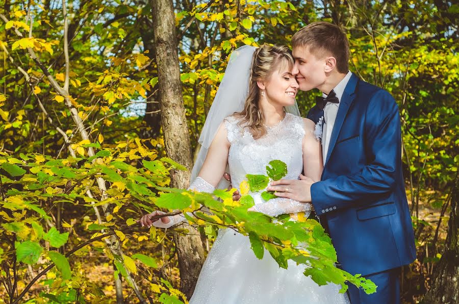 Wedding photographer Dmitro Lisyuk (dimontito). Photo of 20 November 2014