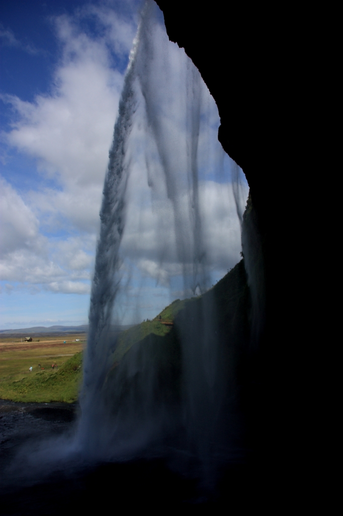 Passaggio sotto la cascata... di daviderm