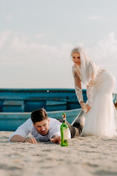 Fotografo di matrimoni Ioana Visan (jophotography). Foto del 9 ottobre 2023