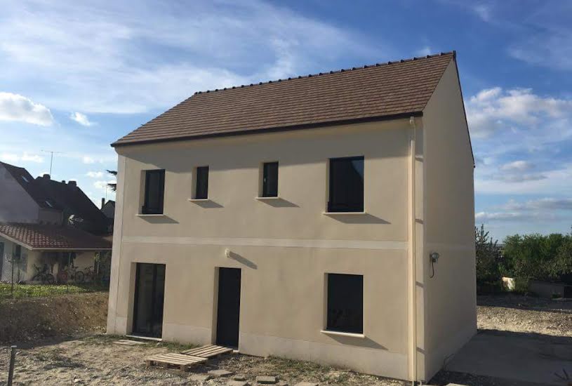  Vente Terrain + Maison - Terrain : 450m² - Maison : 85m² à Liverdy-en-Brie (77220) 