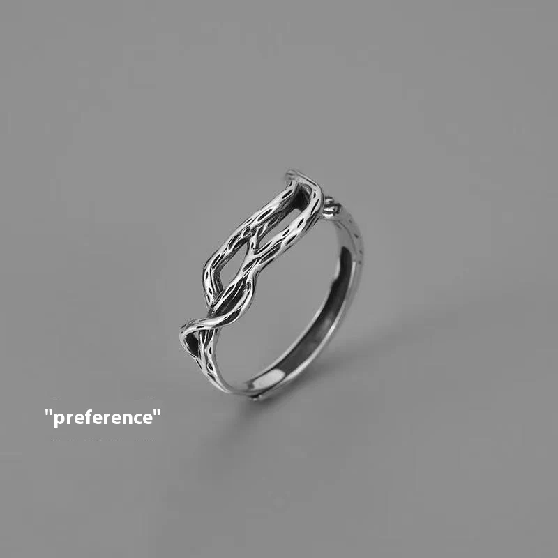 Hip Hop Index Finger Men's Ring Single Retro Easy Matching. A stylish and versatile ring for men, perfect for everyday w