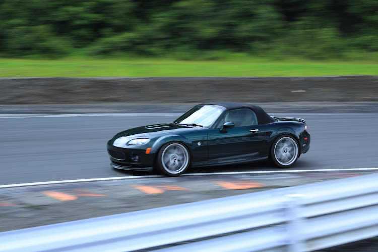 ロードスターの日光サーキット・ざき走・ミシュランパイロットスポーツ4Sに関するカスタム事例の投稿画像6枚目