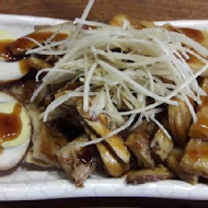 雙月食品社