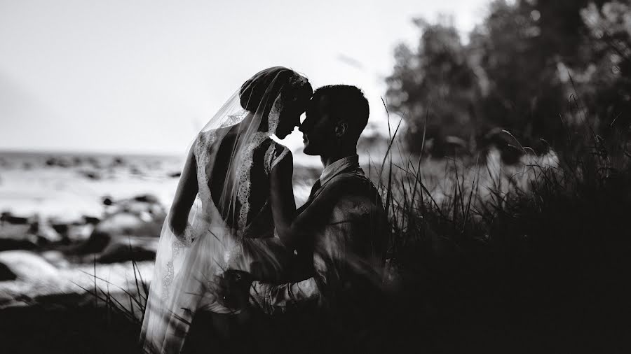 Wedding photographer Raimonds Birkenfelds (birkenfeld). Photo of 3 October 2014