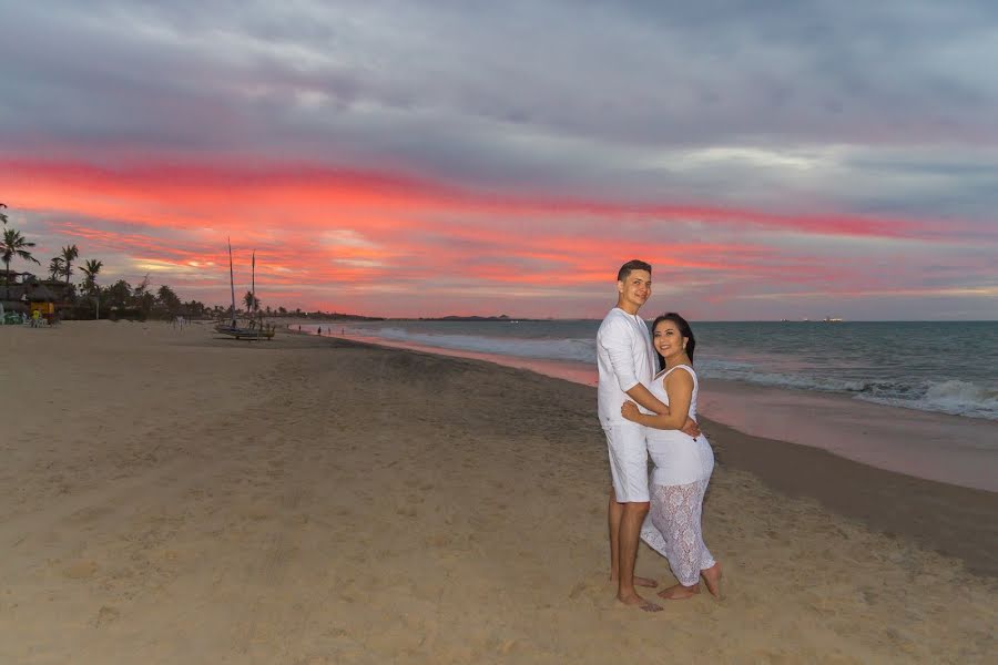 Fotografo di matrimoni Paulo Araújo (pauloaraujo). Foto del 5 aprile 2020