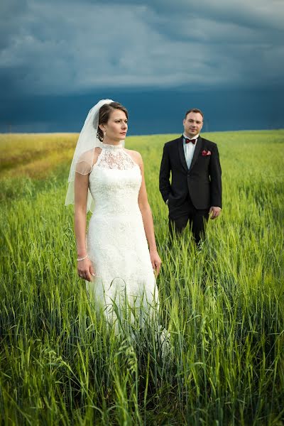 Fotografo di matrimoni Anna Dębowska (debowscyfoto). Foto del 25 novembre 2015