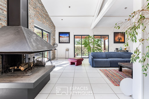 Maison contemporaine avec jardin et terrasse 4