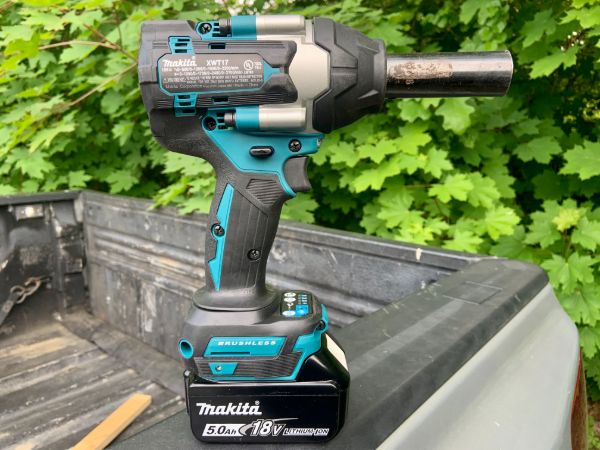 รีวิวบล็อกกระแทก Makita XWT17 18V Brushless Mid-Torque 1/2 "2