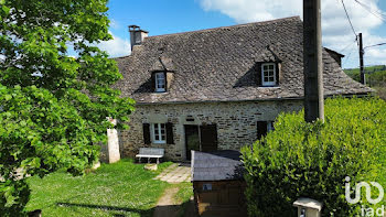 maison à Saint-Martial-Entraygues (19)