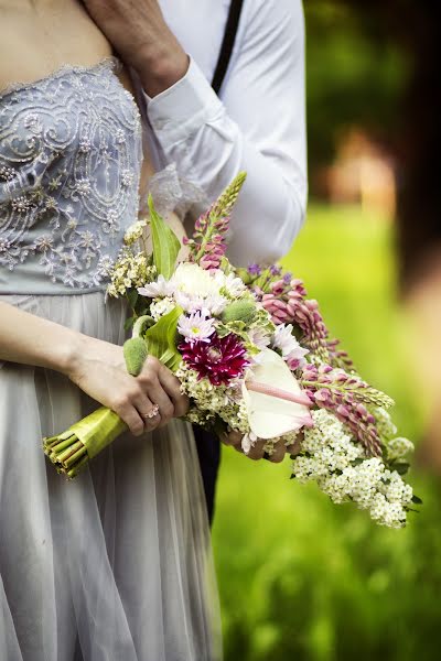 Fotógrafo de casamento Darya Carikova (tsarikova). Foto de 29 de junho 2016