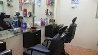 King Seissor Men's Salon photo 1