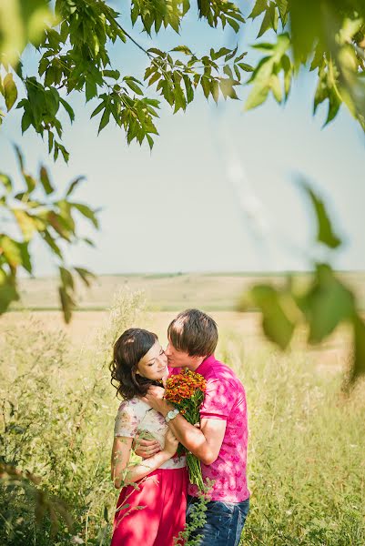 Wedding photographer Dobrecova Alla (dobretsova). Photo of 18 March 2016