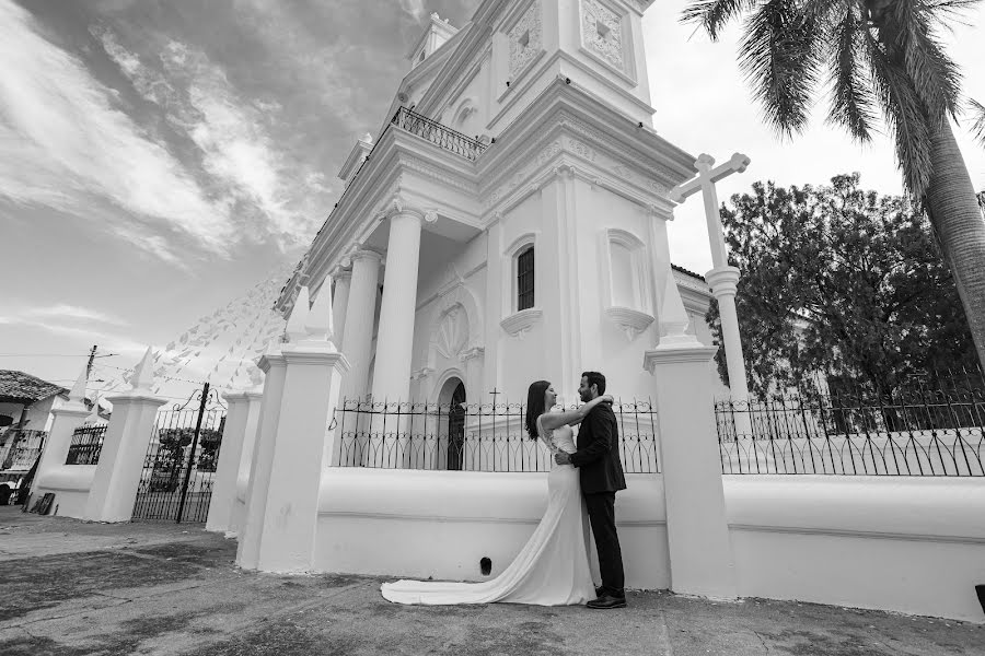 ช่างภาพงานแต่งงาน Karen Guerrero (kstudiobodas) ภาพเมื่อ 21 กุมภาพันธ์