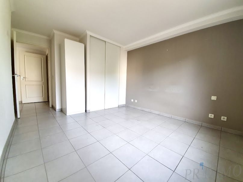 Vente appartement 2 pièces 54 m² à Frejus (83600), 179 000 €