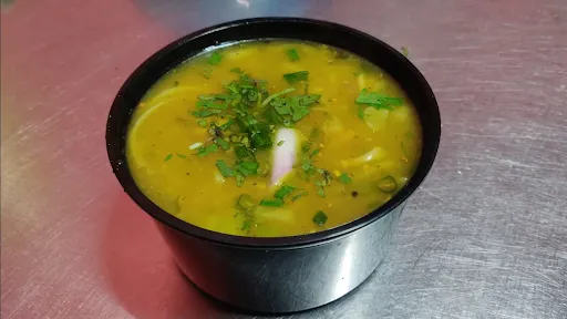 Seafood Thukpa