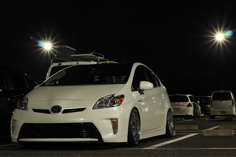 プリウスのkohei…prius…9さんが投稿したカスタム事例の投稿画像1枚目