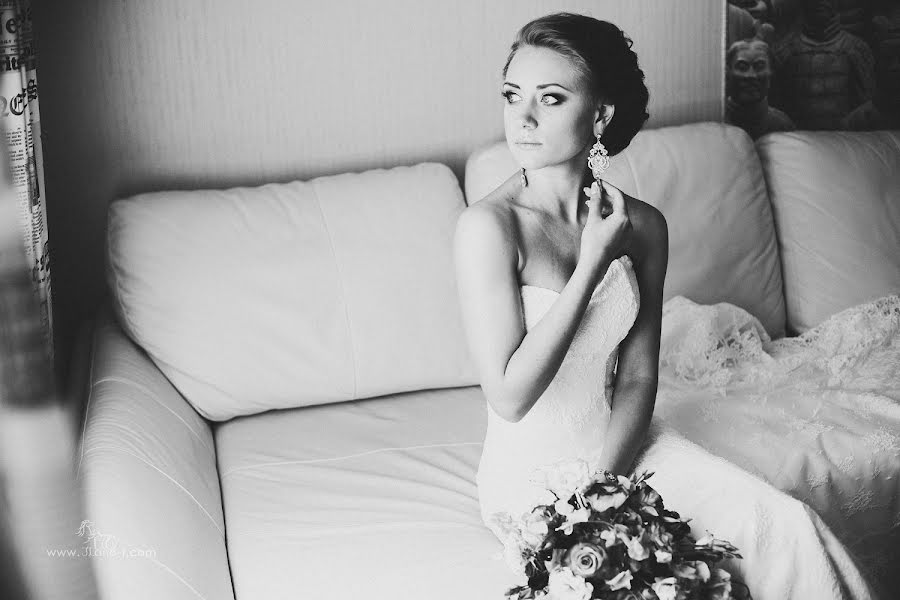 結婚式の写真家Anastasiya Ilina (ilana)。2015 10月1日の写真