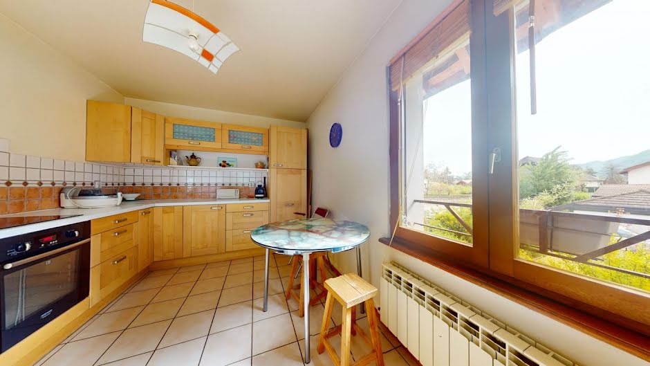 Vente appartement 4 pièces 88 m² à Saint-Pierre-en-Faucigny (74800), 305 000 €
