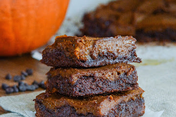 Paleo Chocolate Pumpkin Brownies