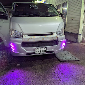 ハイエースバン KDH206V