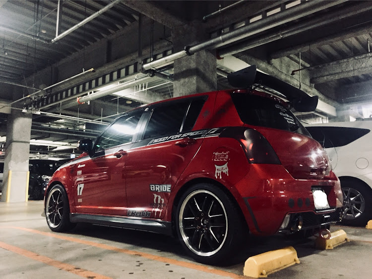 スイフトスポーツのS.H.I.L.I.S.・T.S FACTORY・ニードフォースピード・スポコンに関するカスタム事例の投稿画像6枚目