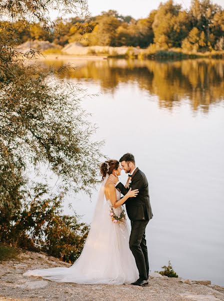 Fotógrafo de casamento Giorgi Iremadze (apollofotografie). Foto de 20 de outubro 2019