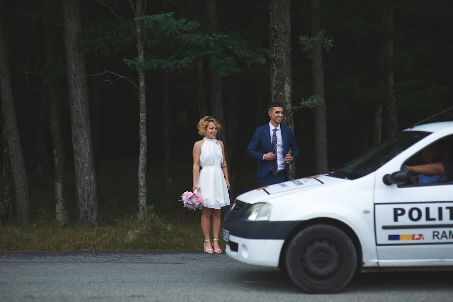 Fotógrafo de casamento Andreea Raduta (epspictures). Foto de 25 de julho 2020