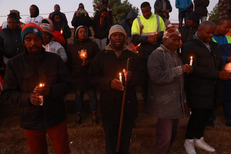 IFP members have gathered at the Dube hostel in Soweto to mourn the passing of Prince Mangosuthu Buthelezi.