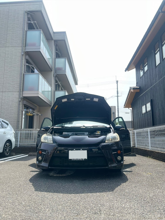 プリウスのダリハンプリウス・UStoyota・FOR SALE・オーナー募集・近くに左プリいませんか？に関するカスタム事例の投稿画像1枚目
