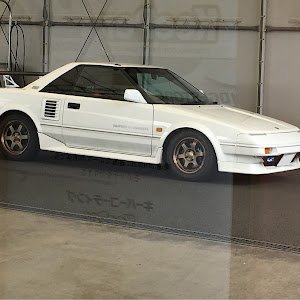 MR2