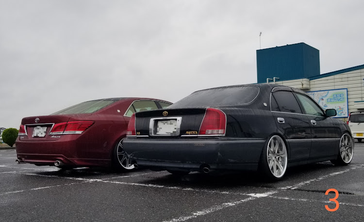 クラウンマジェスタのドライブ・ホイール交換・スーパースター・レオンハルトに関するカスタム事例の投稿画像3枚目