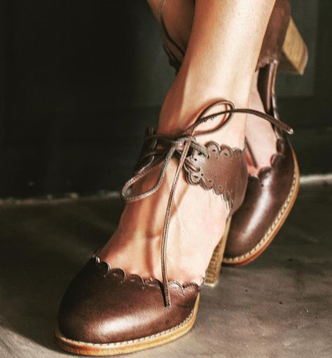 Title 5, Ladies Lace Sandals Baotou Retro Lace-Up Women...