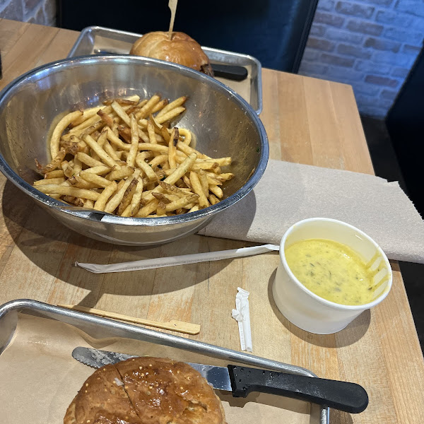 Gluten-Free at Hopdoddy Burger Bar