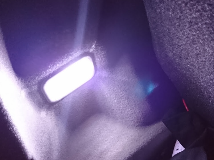 ムーヴのLED化・ムーヴ・#ニードフォースピードペイバックに関するカスタム事例の投稿画像2枚目