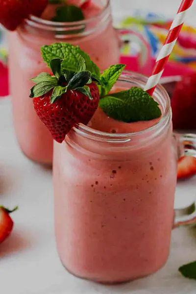 Strawberry Ice Cream Shake [300ml]