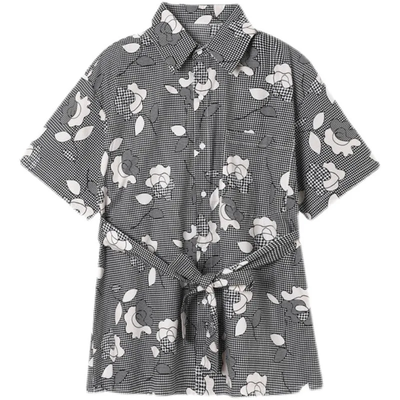Chemise ShirtCheck à imprimé floral, ceinture et manches courtes, idéale pour un look estival frais et féminin.