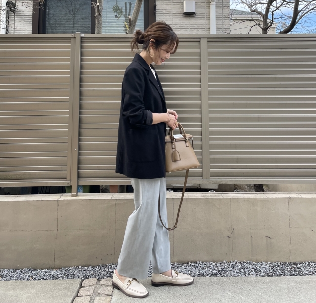 UNIQLOワイドストレートパンツ 221ー447516（Lサイズ） - ワークパンツ