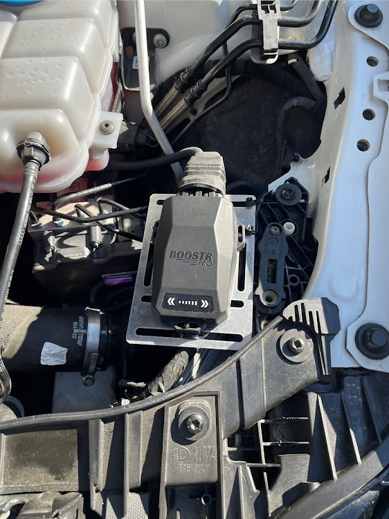 A6 アバントのDTE systems・DTE BOOSTR PRO・サブコン・サブコン取付・アウディに関するカスタム事例の投稿画像5枚目