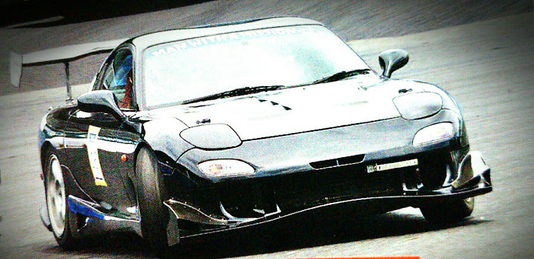 RX-7のシンプルイズベスト・ドリフトに関するカスタム事例の投稿画像3枚目