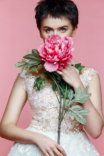 Fotógrafo de casamento Andrey Cheremisin (cheremisin93). Foto de 12 de março 2018