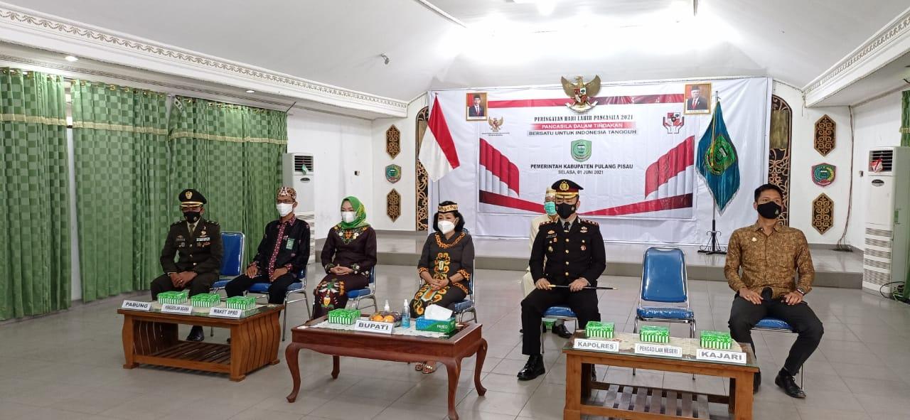Ketua Pengadilan Agama Pulang Pisau Hadiri Upacara Peringatan Hari Lahir Pancasila Melalui Vidcon