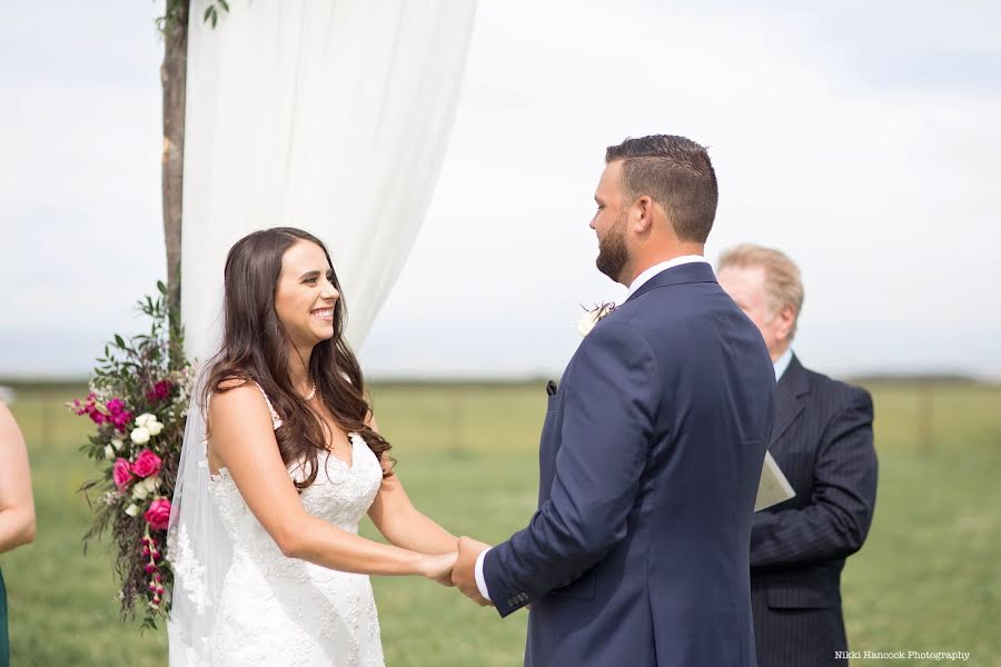 Wedding photographer Nikki Hancock (nikkihancock). Photo of 25 April 2022