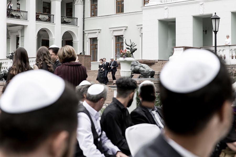 Hochzeitsfotograf Vitaliy Ushakov (ushakovitalii). Foto vom 25. Januar 2020