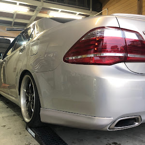 クラウンロイヤル GRS200