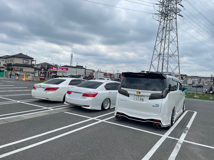 アルファードのXグレード・arimext・verz wheels・kuhl・HYBRIDに関するカスタム事例の投稿画像3枚目
