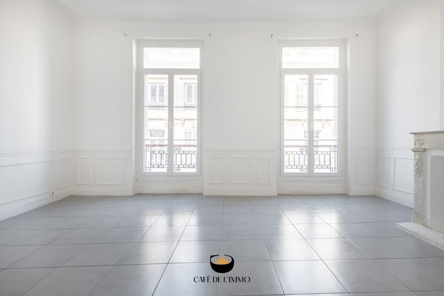 Vente appartement 4 pièces 146 m² à Marseille 1er (13001), 315 000 €