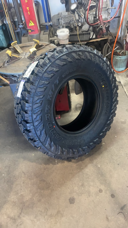ランドクルーザー70のLANDCRUISER・ジオランダーMT・マッテレ・ピックアップトラック・285/75r16に関するカスタム事例の投稿画像3枚目