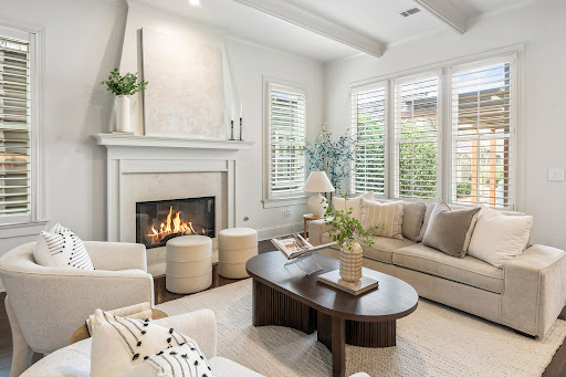 Modern living room with fireplace and sofa - Buy this luxury house in Cumming, 4 bedrooms