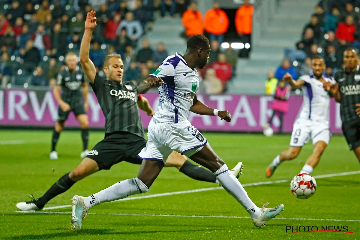 Mist Anderlecht ook derde centrale verdediger tegen AA Gent?